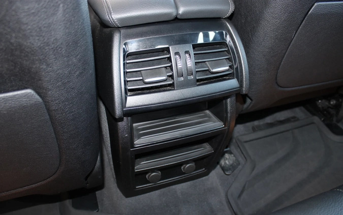 BMW X6 cena 169900 przebieg: 191000, rok produkcji 2019 z Szczucin małe 352